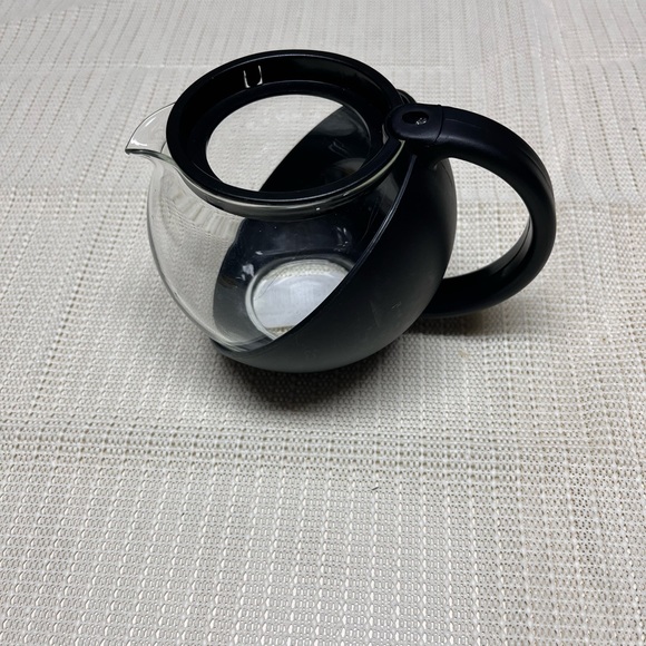 Service Ideas Glass Lined Tea Ball with Removable Basket - Picture 7 of 9